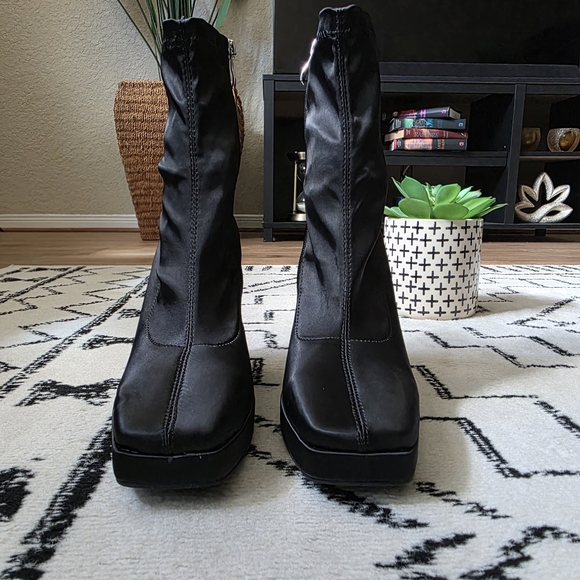 Nasty Gal Black Square-Toe Block Heel Platform Ankle Boots- NEW! NEVER WORN! - Picture 3 of 6